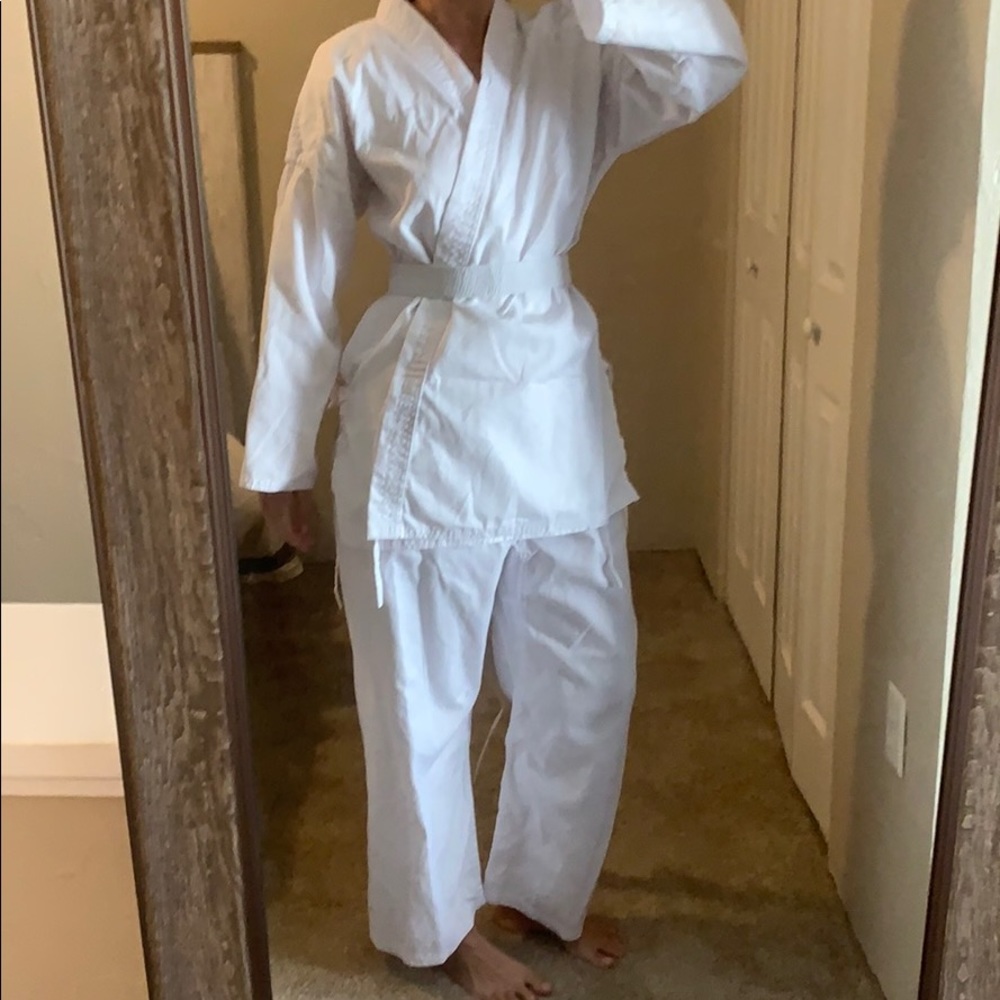 Women’s Karate Uniform